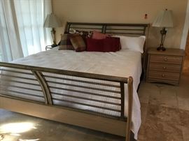 King size bed, matching night cabinet, pair of brass lamps