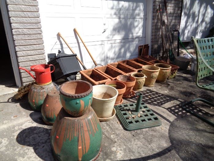 Garden pots & Misc. supplies