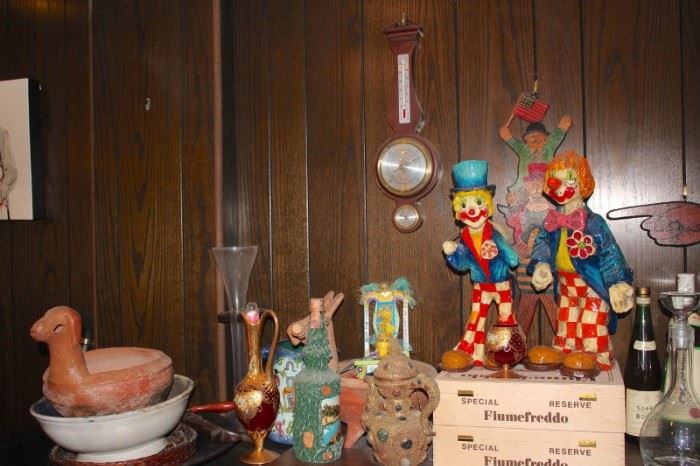 Loads of Decorative - Bring in the Clowns!