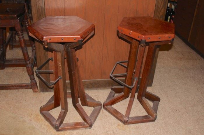 Pair of Stools in Leather and Wood