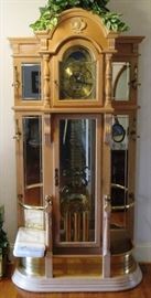 Nice Ridgeway grandfather clock