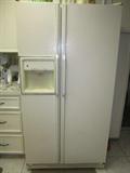 SIDE BY SIDE REFRIGERATOR AND FREEZER