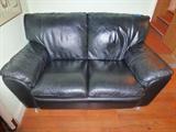 BLACK LEATHER LOVE SEAT SOFA