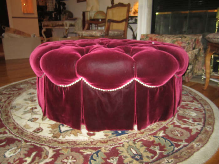 large entrance ottoman by henredon furniture