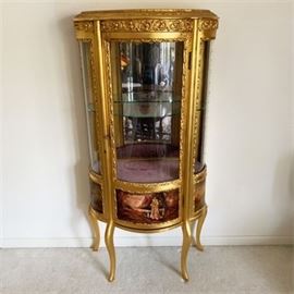 Lot 045
Vintage French Louis XV Gold Gilded Vitrine