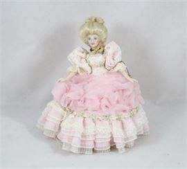 Lot 200
Beverly Dahl Miniature Porcelain Doll