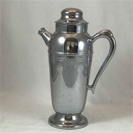 Lot 476
Vintage Chrome Cocktail Shaker Dispenser