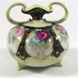Lot 668
Antique Nippon Bud Vase
