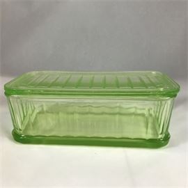 Lot 738
Green Depressionware Covered Refrigerator Container