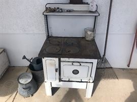 small working wood cook stove