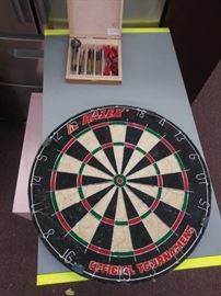 Halex Official Tournament Dartboard and Darts