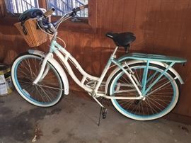 Beautiful, traditional ladies bike.