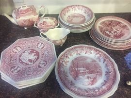 Enough Spode to set a beautiful table.  