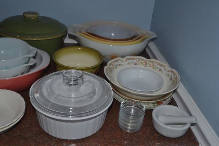 Vintage Pyrex, corningware, dishes