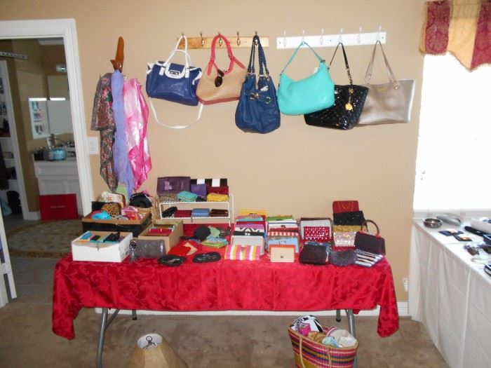 Many pocketbooks and purses of all kinds!