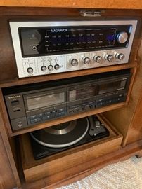 Vintage Magnavox Early American style console with built in speakers.  Technics cassette component sold separately