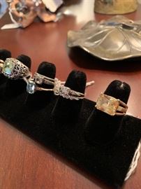 Fine and fashion rings