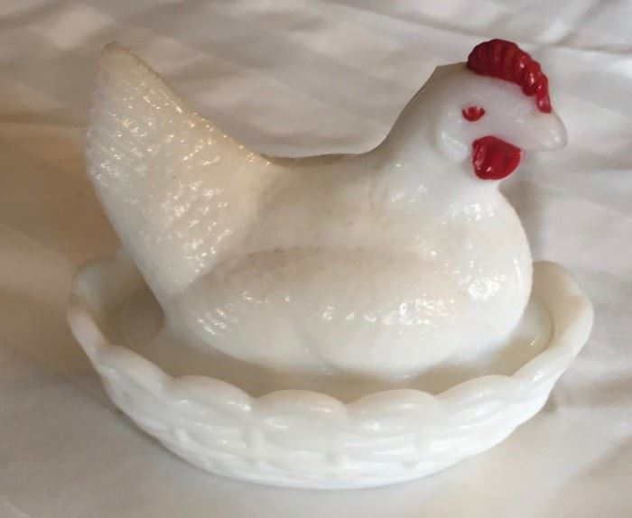 Vintage Milk Glass Hen