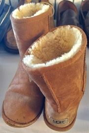 Uggs, size 4