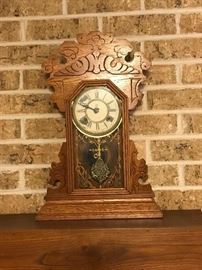 Antique mantel clock