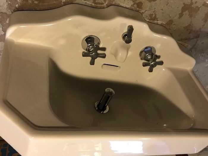 1928 Standard  porcelain bathroom sink 