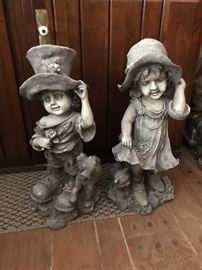 Lawn/ garden statues