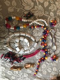 The 80s are coming for you! Vintage costume jewelry 