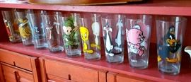 Warner Bros. Vintage cartoon glasses