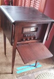 Small table/ built in radio