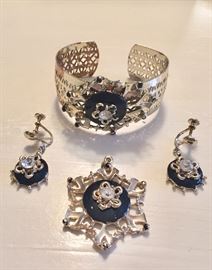 Vintage gold tone, black glass and rhinestone jewelry set 