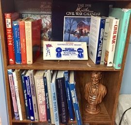 Civil War books and calendars, Lincoln bust, reproduction Confederate currency 