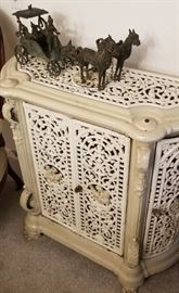 Cast iron and enamel heater