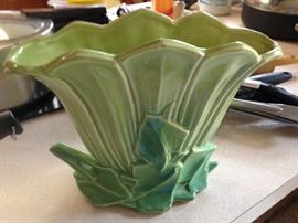 McCoy Tulip fan vase 