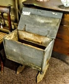 WOODEN CHEST WITH TOP OPEN