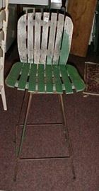 WOOD SLATTED BAR STOOL