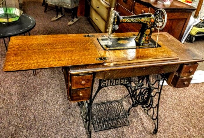 SINGER "RED EYE" TREADLE  SEWING MACHINE WITH CABINET