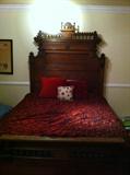 RARE VICTORIAN EASTLAKE BED FULL - AND QUEEN COMFORTER COVER
$900