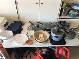 Pyrex,pampered chef and pots and pans