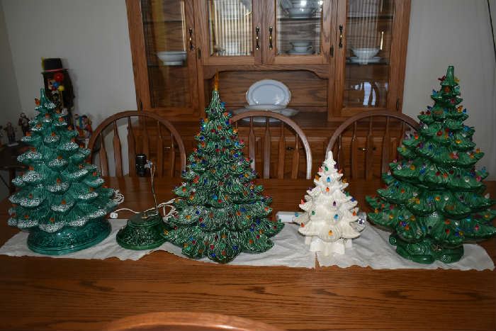 CERAMIC CHRISTMAS TREES