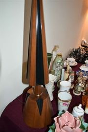 LAMP BASE