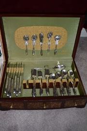 ROGERS FLATWARE SET