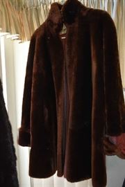 FUR COAT