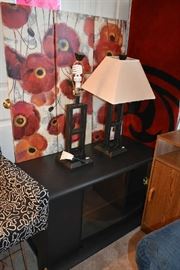 WALL ART, LAMPS, TV STAND