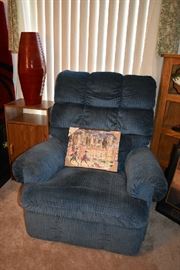 RECLINER