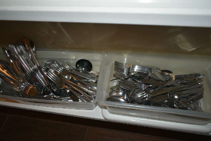FLATWARE