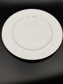 Wedgwood "Signet Platinum" - service for 6