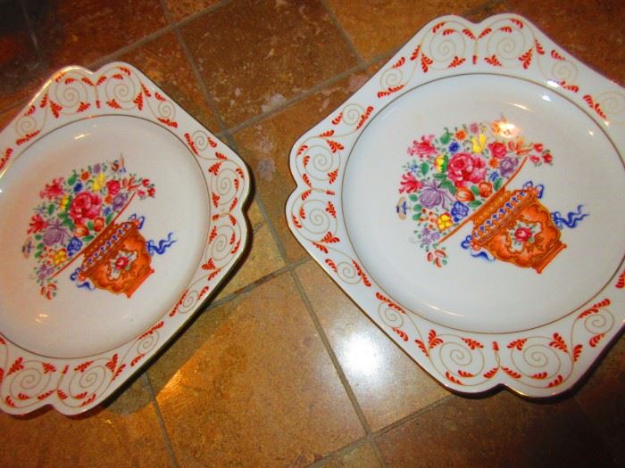 Pair of French plates