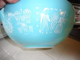 Vintage Pyrex Butter Print