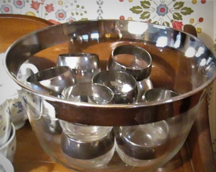 Dorothy Thorpe Punch Bowl with Roly Poly Cups