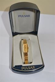 Nice ladies Pulsar wrist watch, NIB